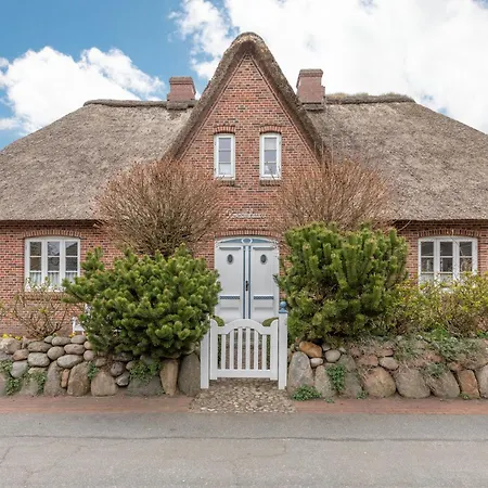 Rosenhuus Holiday home